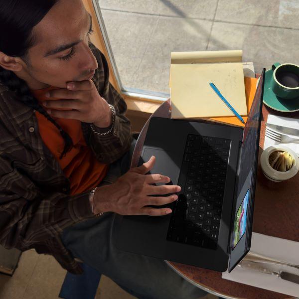 MacBook Pro M3 Max 14 inch 36GB/1TB Chính Hãng